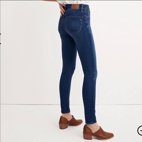 Madewell Mid-Rise 9” Skinny Blue Jeans size 27 - Picture 5 of 10